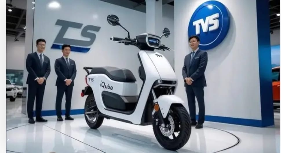 TVS iQube Electric Scooter 2025 – 500KM Range, 4-Hour Fast Charge & Smart Urban Design at ₹59,900!